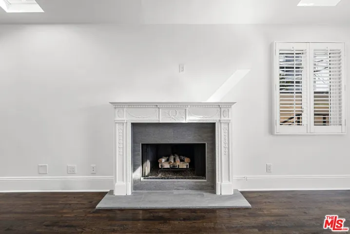 9041 Harland Avenue, West Hollywood, California 90069