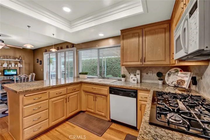  Tray Ceiling with Recessed Lighting, Beautiful Upgraded Cabinetry