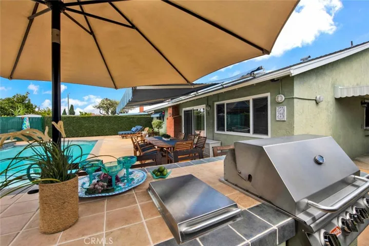 Built-In Barbecue Center For Perfect Entertaining