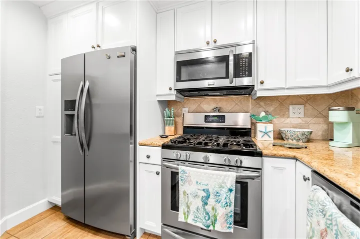 626 Lake Street 39, Huntington Beach, California 92648