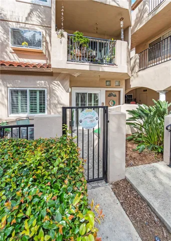 626 Lake Street 39, Huntington Beach, California 92648