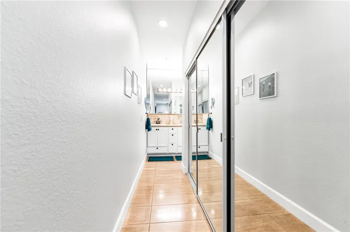 626 Lake Street 39, Huntington Beach, California 92648