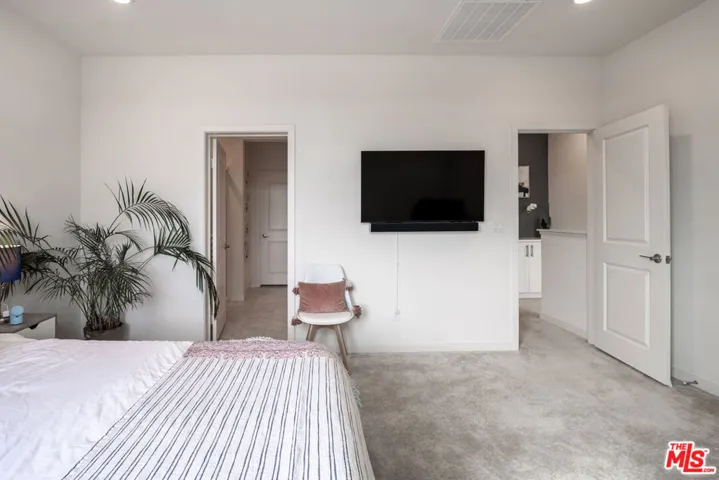2951 W Lincoln Avenue 2, Anaheim, California 92801