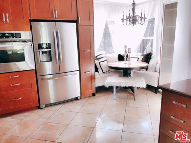 2206 S Canfield Avenue, Los Angeles, California 90034