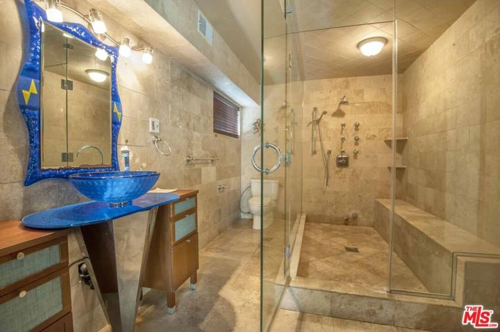 2206 S Canfield Avenue, Los Angeles, California 90034