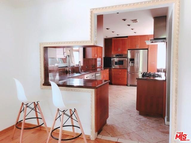 2206 S Canfield Avenue, Los Angeles, California 90034