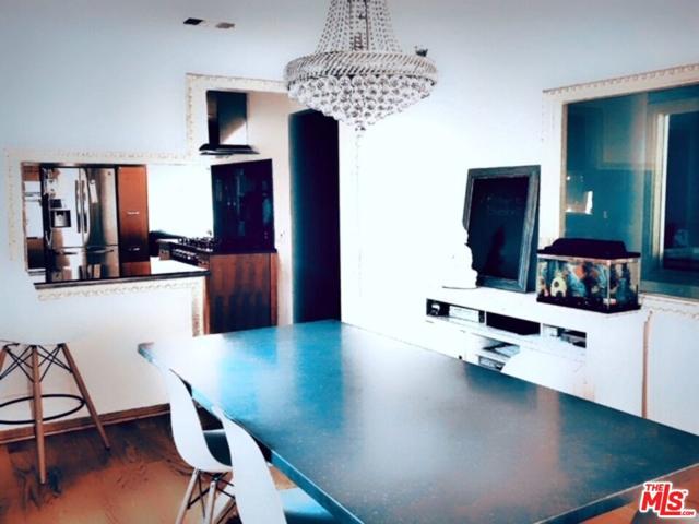 2206 S Canfield Avenue, Los Angeles, California 90034