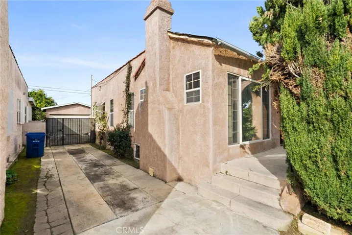 6039 4th Avenue, Los Angeles, California 90043