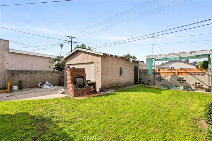 6039 4th Avenue, Los Angeles, California 90043