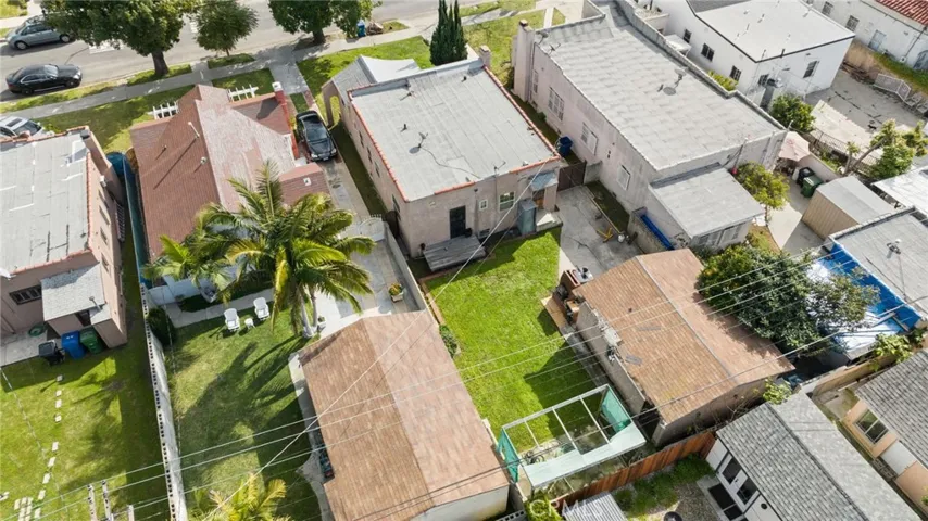 6039 4th Avenue, Los Angeles, California 90043