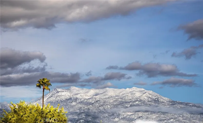 601 Kirby Street 408, Hemet, California 92545