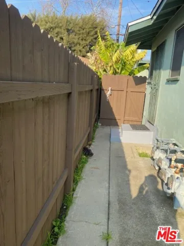 2078 S Carmelina Avenue, Los Angeles, California 90064