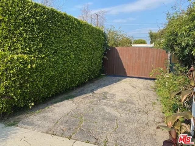 2078 S Carmelina Avenue, Los Angeles, California 90064
