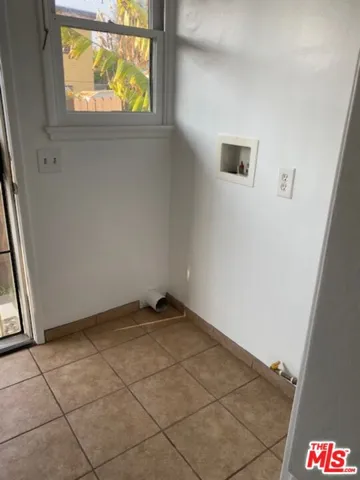 2078 S Carmelina Avenue, Los Angeles, California 90064