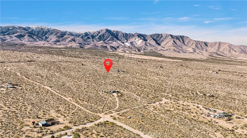 7 Emerald, Lucerne Valley, California 92356