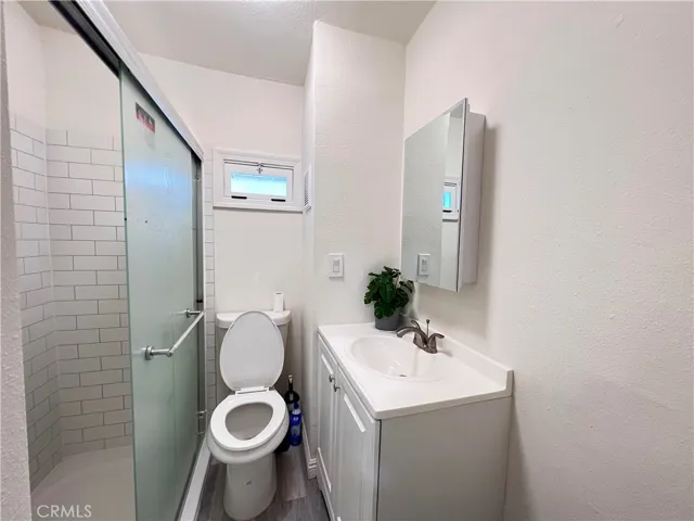206 Vienna Drive 94, Santa Ana, California 92703
