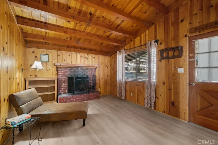1378 Betty Street, Wrightwood, California 92397
