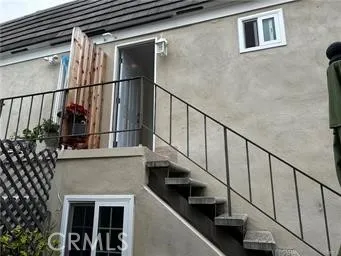 Upstairs unit.