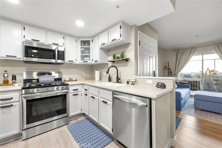 101 S Lakeview Avenue 101m, Placentia, California 92870