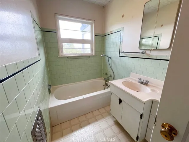 15 Hillcrest Drive, Paso Robles, California 93446