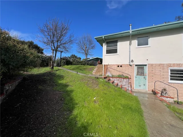 15 Hillcrest Drive, Paso Robles, California 93446