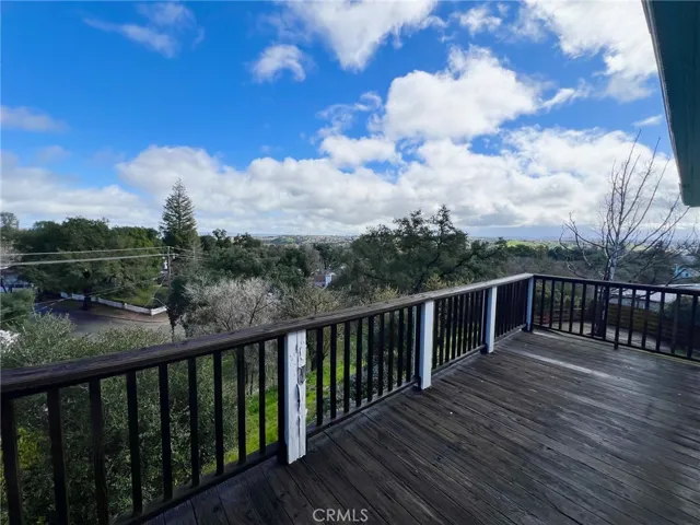 15 Hillcrest Drive, Paso Robles, California 93446