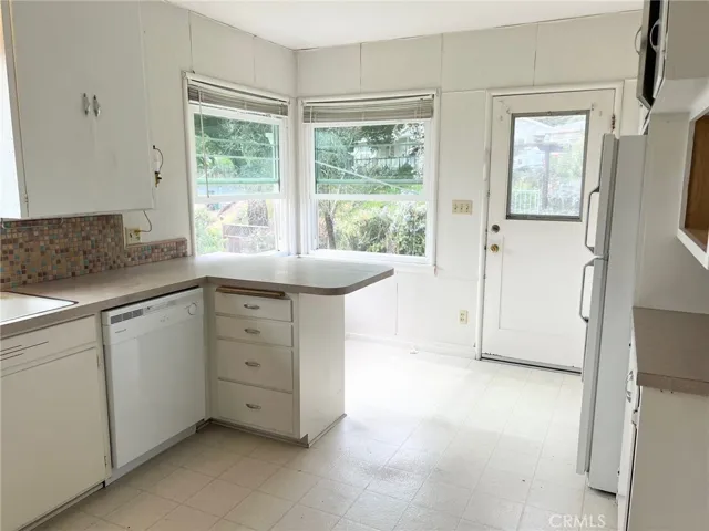 15 Hillcrest Drive, Paso Robles, California 93446