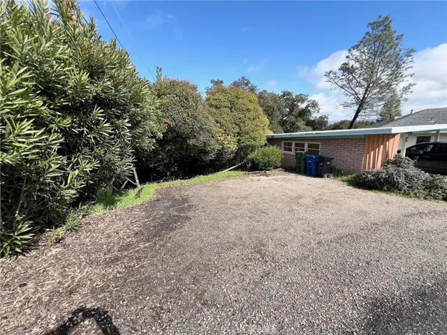 15 Hillcrest Drive, Paso Robles, California 93446