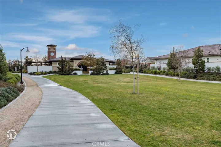 11709 Campus Park Drive, Bakersfield, California 93311