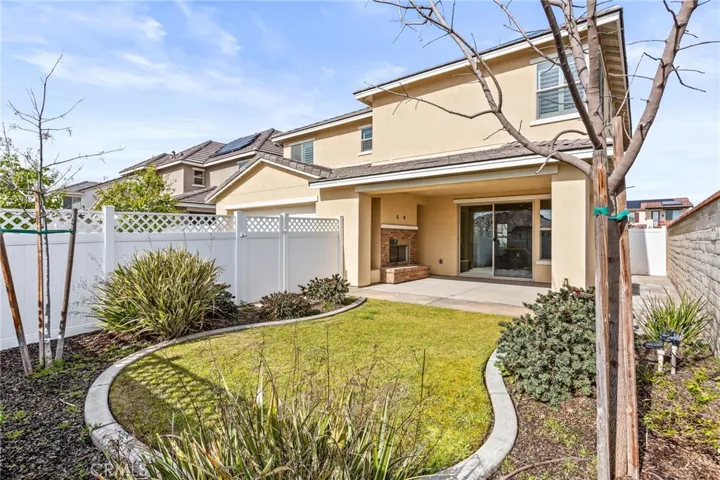 11709 Campus Park Drive, Bakersfield, California 93311