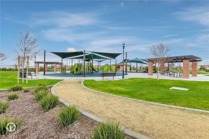 11709 Campus Park Drive, Bakersfield, California 93311