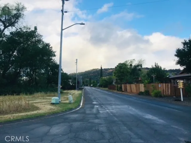 13181 Everglade Boulevard, Clearlake Oaks, California 95423