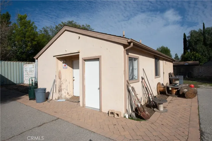 large storarge facility with bathroom
