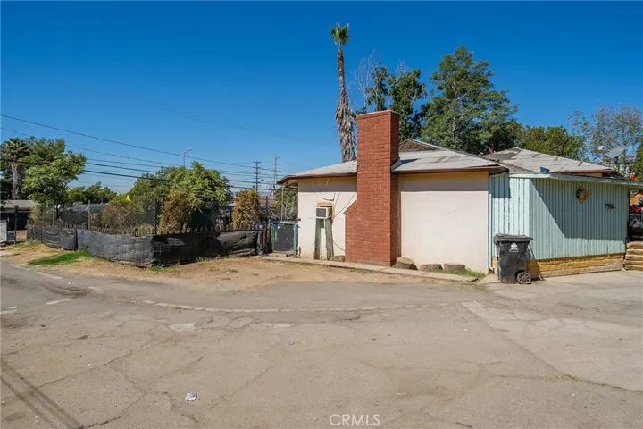 13148 Gladstone Avenue, Sylmar, California 91342