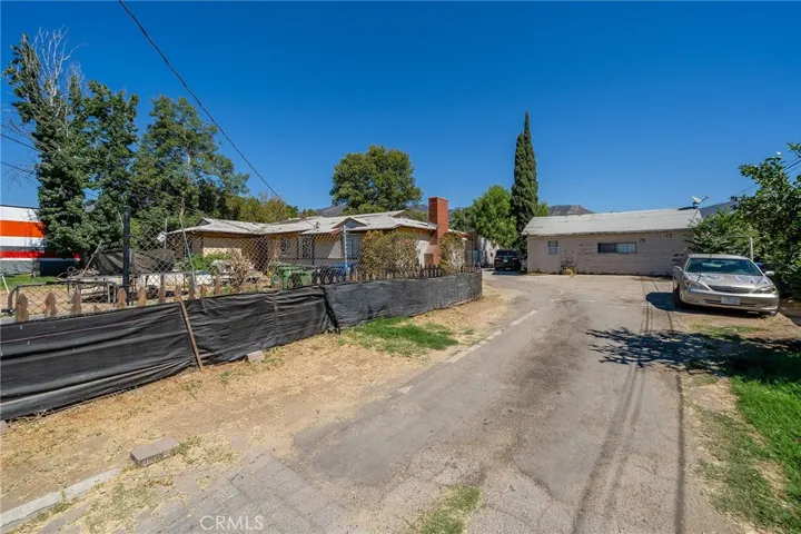 13148 Gladstone Avenue, Sylmar, California 91342
