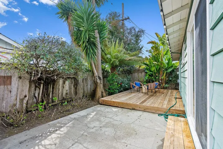 4570 Jewel Street, Capitola, California 95010
