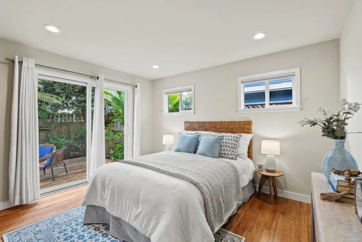 4570 Jewel Street, Capitola, California 95010