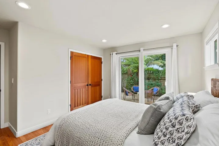 4570 Jewel Street, Capitola, California 95010