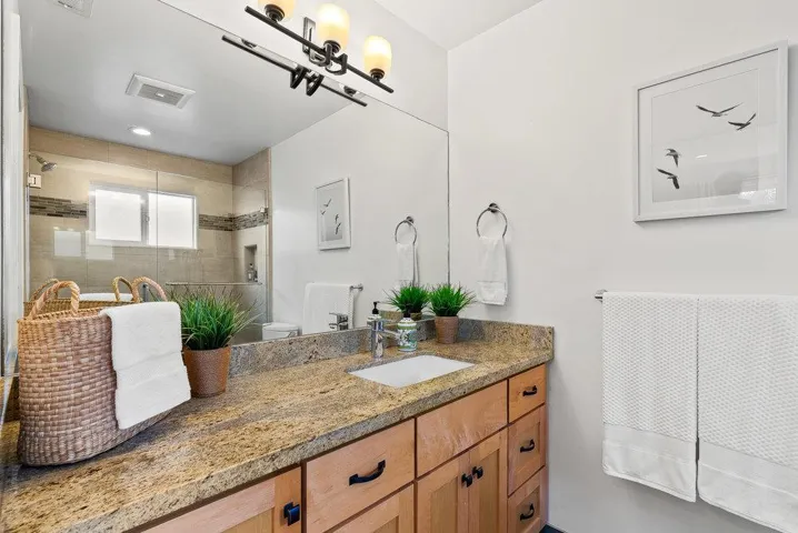 4570 Jewel Street, Capitola, California 95010