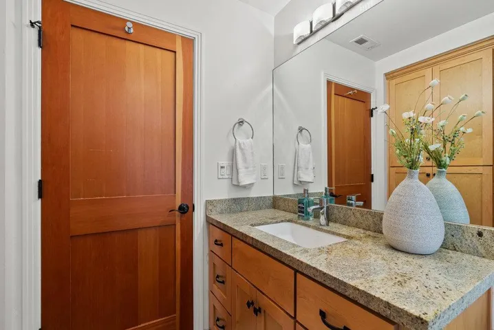 4570 Jewel Street, Capitola, California 95010