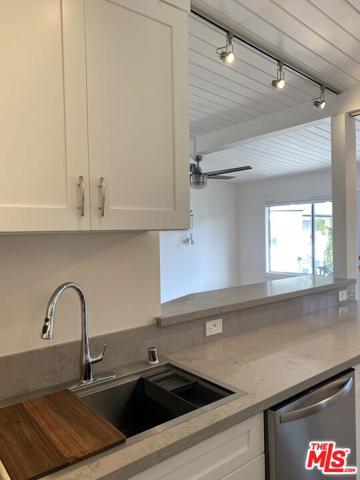 2911 Colorado Avenue Unit # B, Santa Monica, California 90404