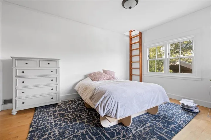 622 Park Road, Redwood City, California 94062