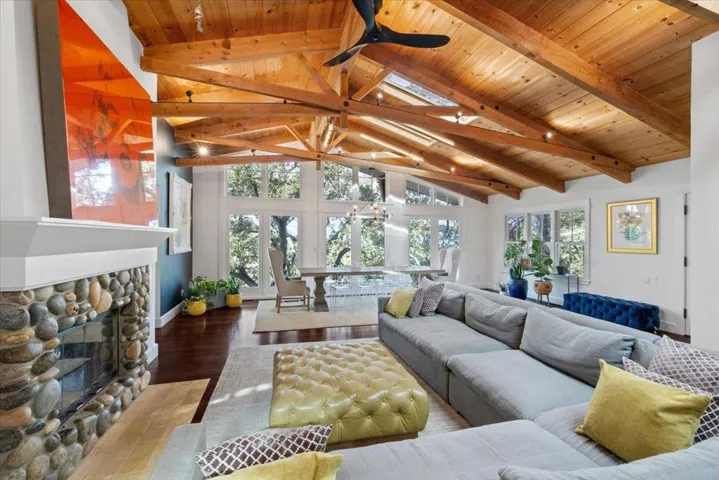 622 Park Road, Redwood City, California 94062
