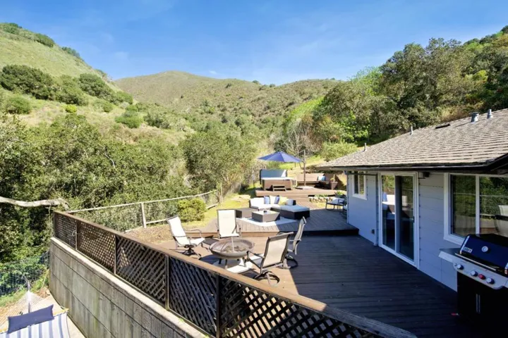 11 De Amaral Road, Carmel Valley, California 93924