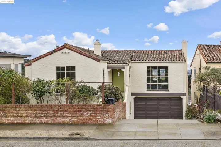 5057 Cochrane Avenue, Oakland, California 94618-2703