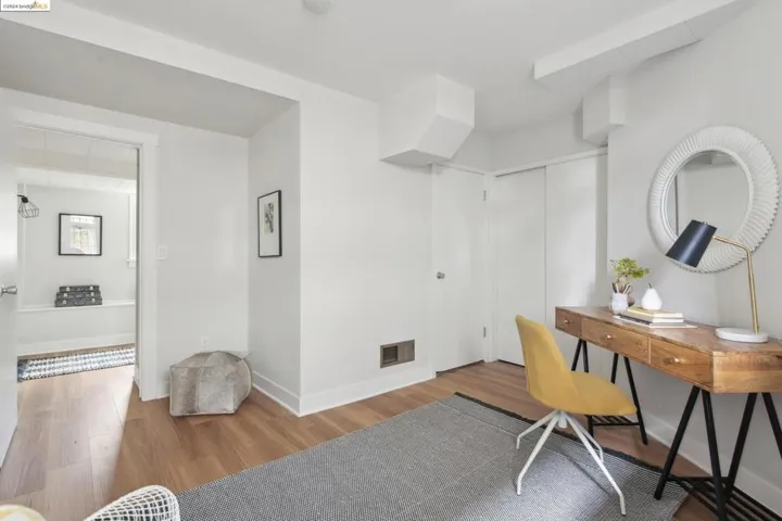 5057 Cochrane Avenue, Oakland, California 94618-2703