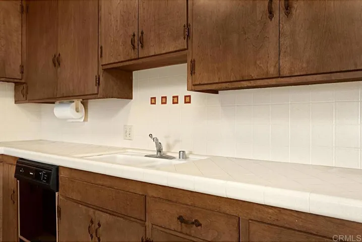 2661 Garfield Street, Carlsbad, California 92008