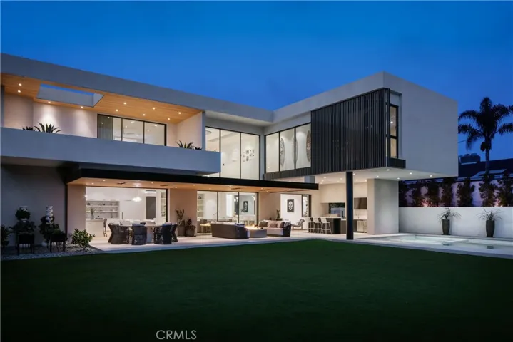 1156 6th Street, Manhattan Beach, California 90266
