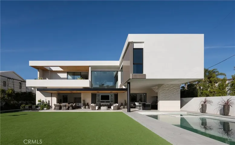 1156 6th Street, Manhattan Beach, California 90266
