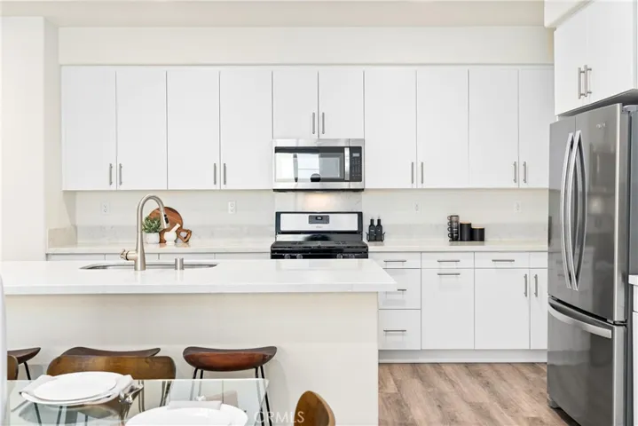 935 E Drapery Lane, Anaheim, California 92802